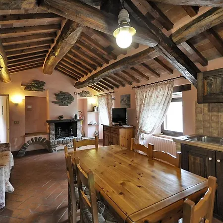 Vernazzano Basso Sleeps 6 T242205 Διαμέρισμα Tuoro sul Trasimeno