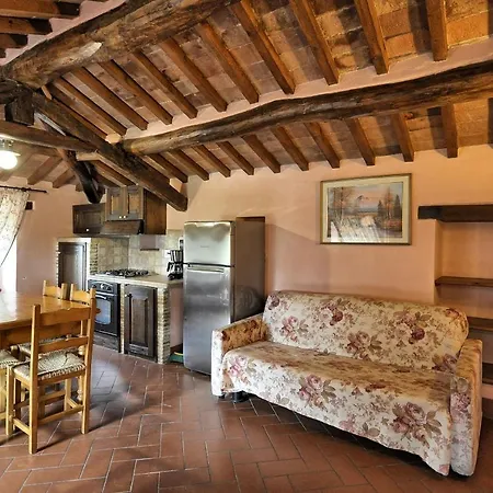 Apartment Vernazzano Basso Sleeps 6 T242205