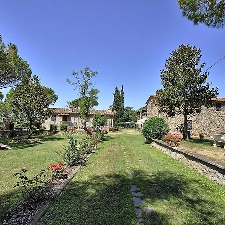 Vernazzano Basso Sleeps 6 T242205 Apartment Tuoro sul Trasimeno