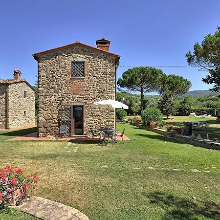 Vernazzano Basso Sleeps 6 T242205 Apartment *